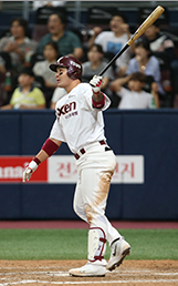 박병호, KBO리그 역대 최초 5년 연속 30홈런-100타점. 3년 연속 40홈런 달성